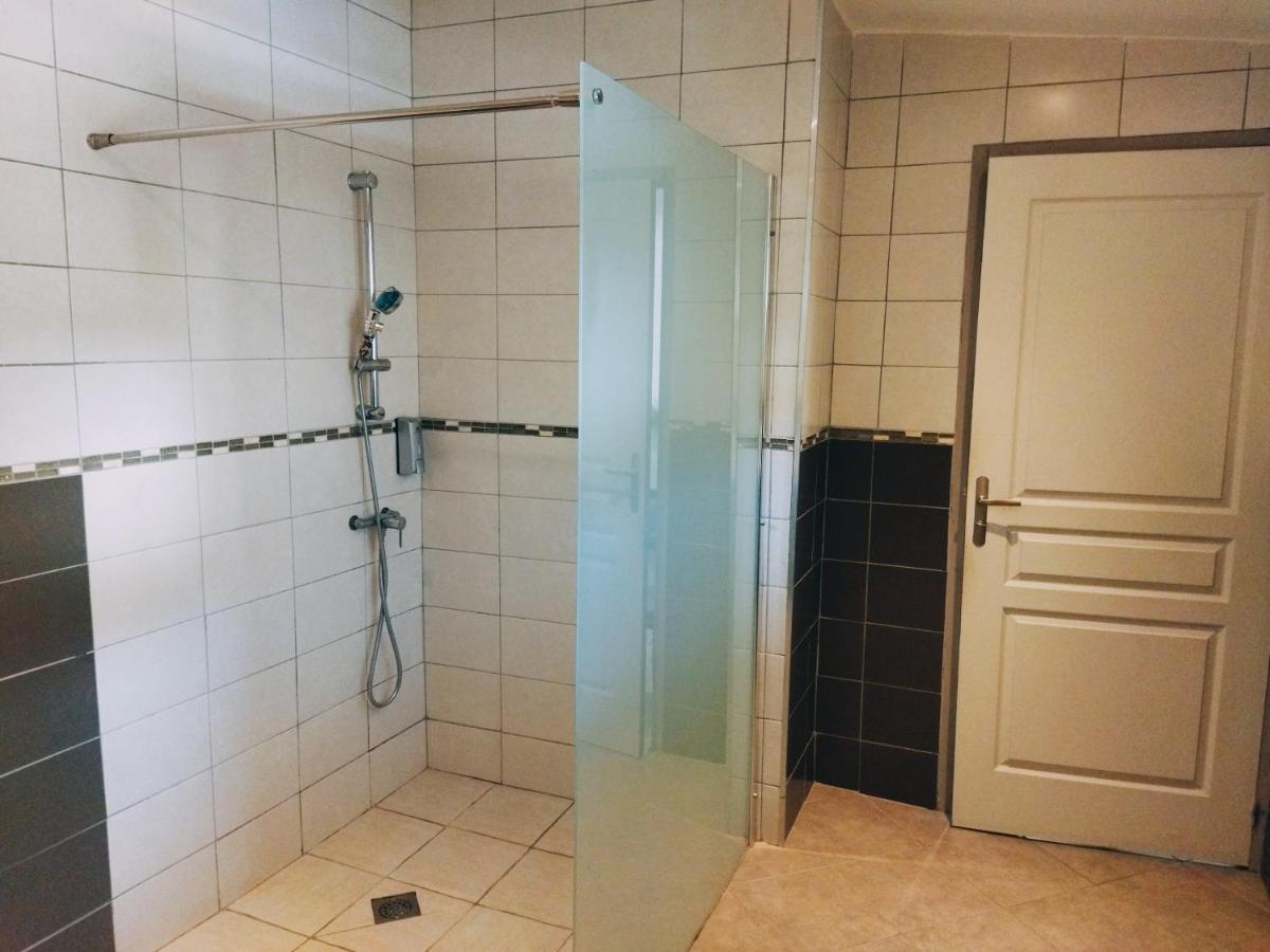 Aur Blan - Chambres Le Somail Eksteriør billede